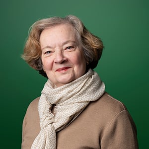Elisabeth Dobos Elisabeth Dobos